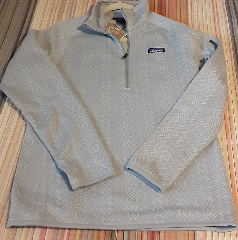 Patagonia 1/4 Zip Better sweater NWT
